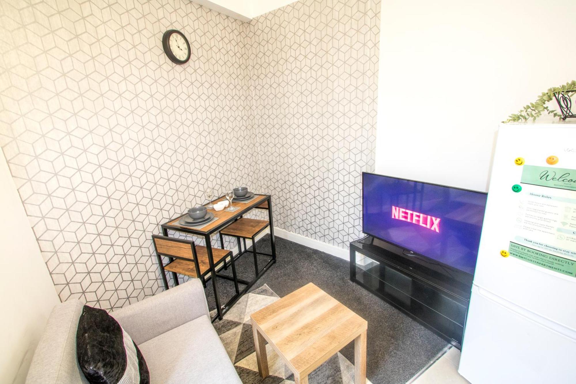 Cozy And Charming - 1 Bedroom Apartment - Free Parking, Transit Links, Close To Stadiums Манчестер Екстер'єр фото