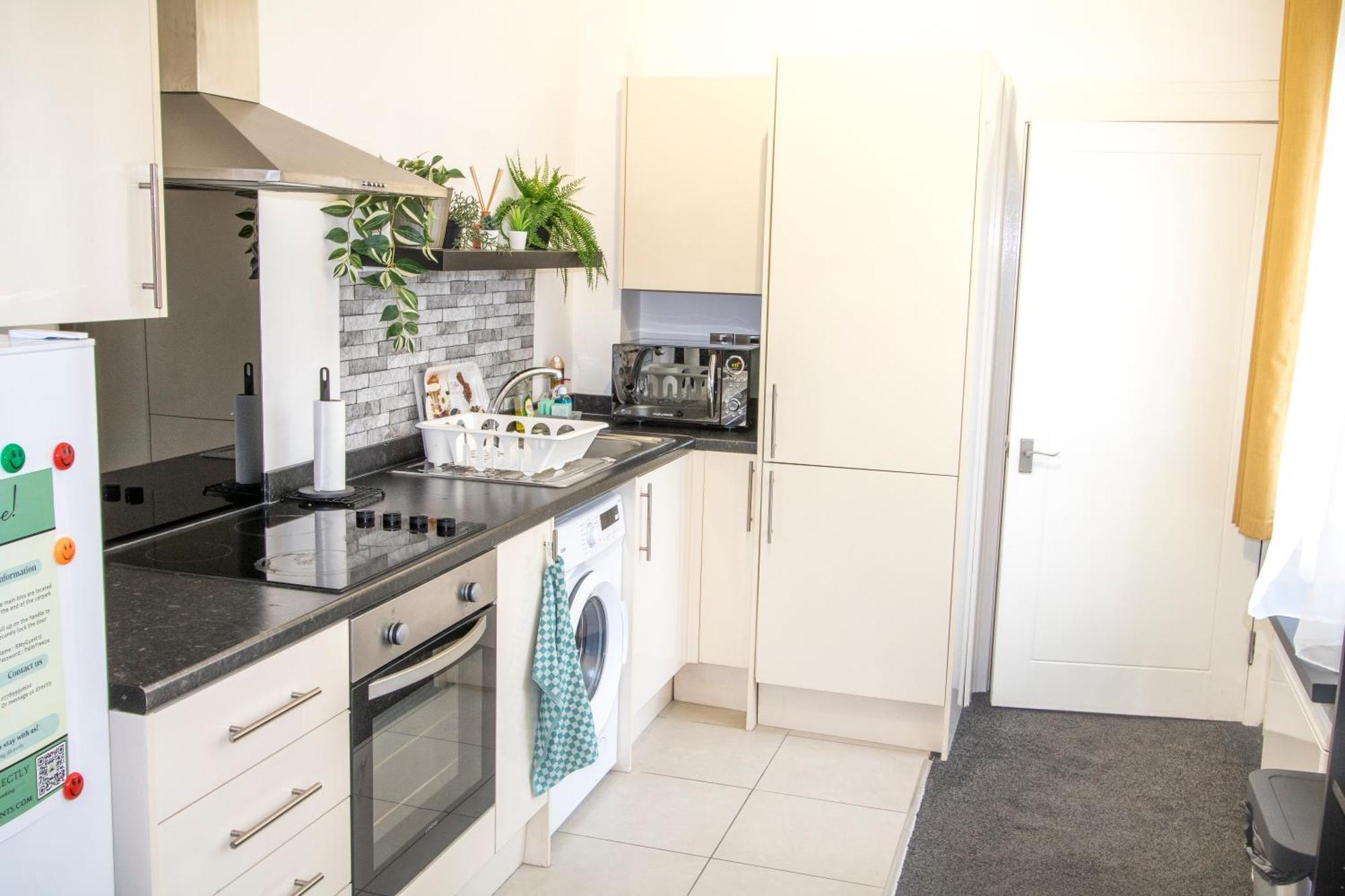 Cozy And Charming - 1 Bedroom Apartment - Free Parking, Transit Links, Close To Stadiums Манчестер Екстер'єр фото
